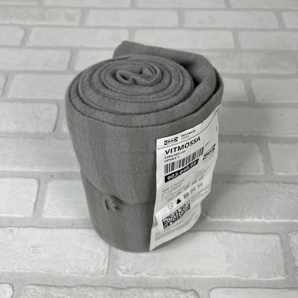 IKEA Vitmossa Throw Blanket Grey 47x63 Fleece Paulin Machado 903.048.89 NEW